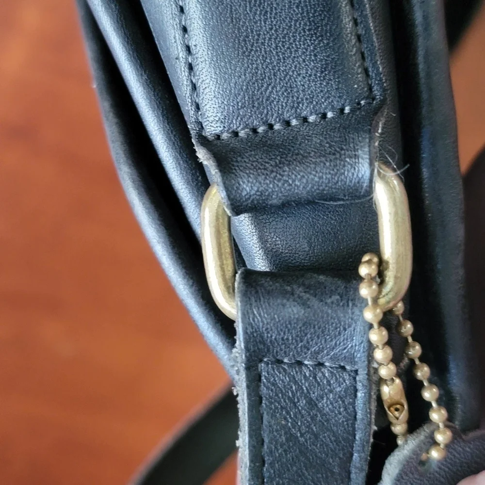 Coach 9947 Vista Bag Black Glove Tanned Leather Crossbody Vintage USA